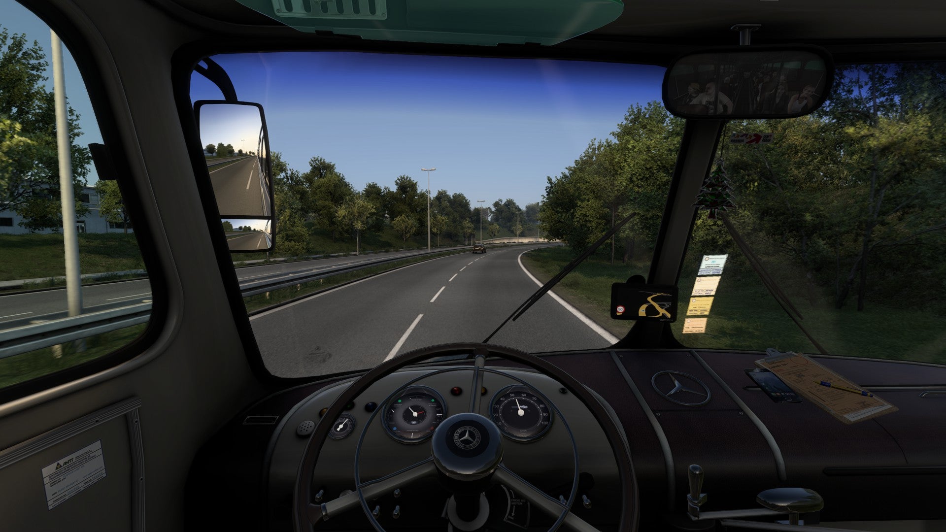 ETS2 Mod Bus Monoblobo O-321 4x2 Mercedes-Benz